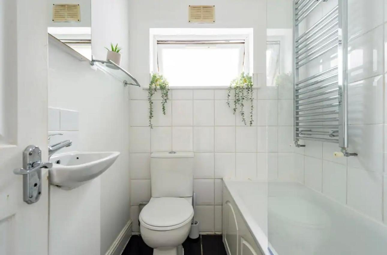 Lovely 3-Bed 20 Minutes To Central London Exteriör bild