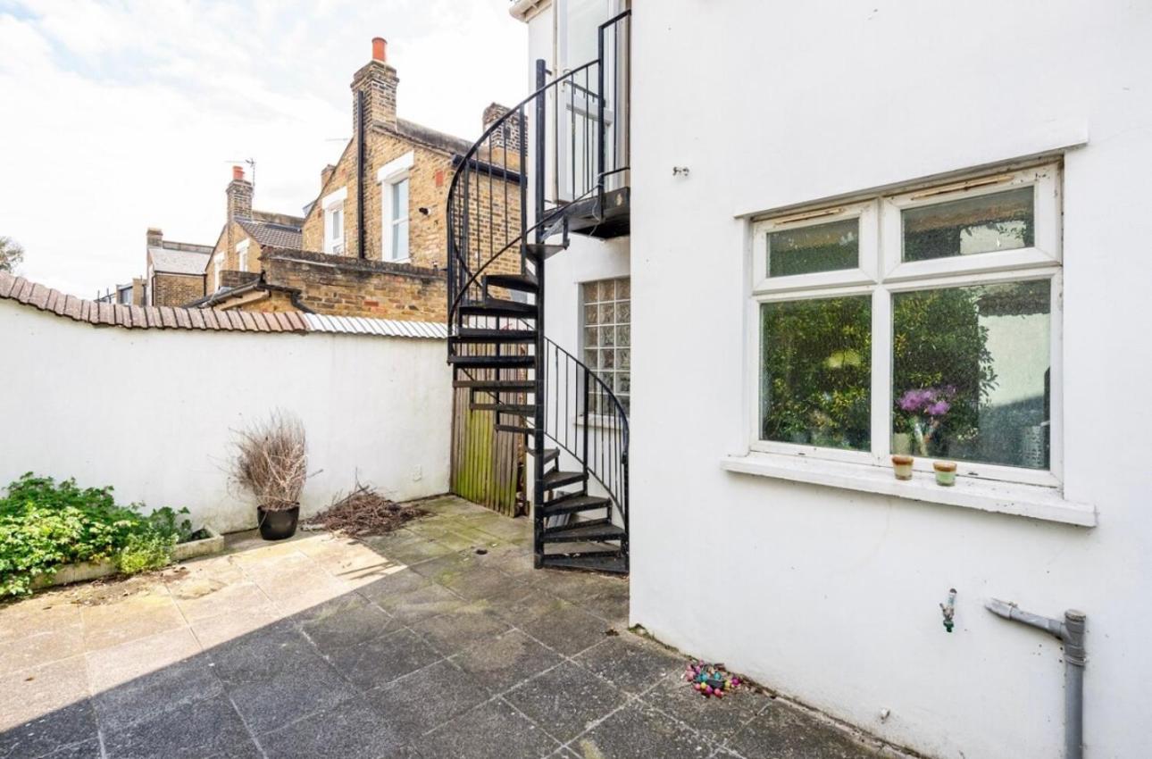 Lovely 3-Bed 20 Minutes To Central London Exteriör bild
